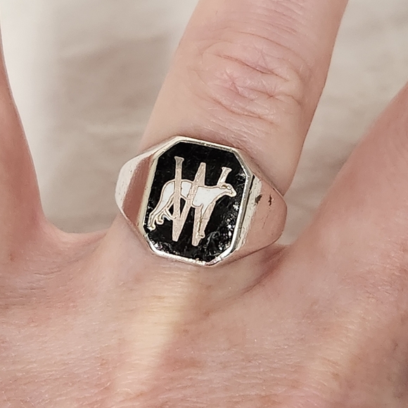 Silver Onyx Dog W Signet Ring - Picture 7 of 8